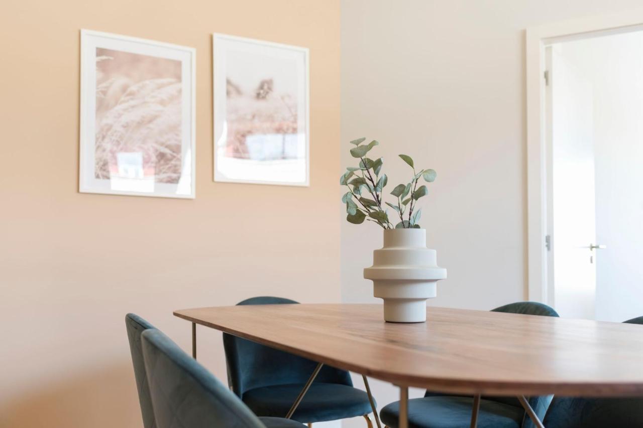 Central Superb Flat W/ Ac & Balcony By Lovelystay OOporto Esterno foto