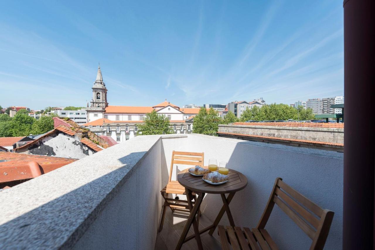 Central Superb Flat W/ Ac & Balcony By Lovelystay OOporto Esterno foto