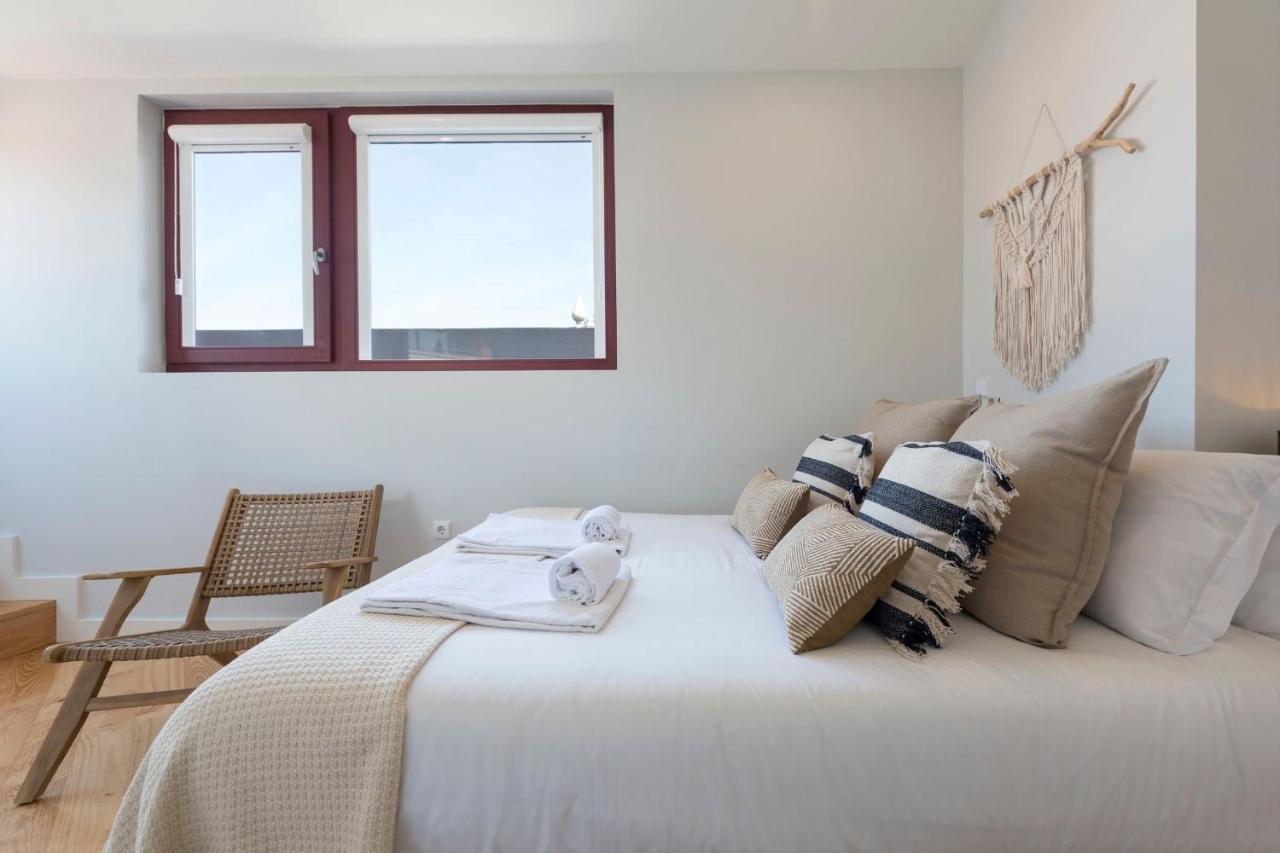 Central Superb Flat W/ Ac & Balcony By Lovelystay OOporto Esterno foto